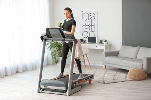 Kunci Sukses Treadmill: Kombinasi HIIT, Tanjakan, Dan Variasi