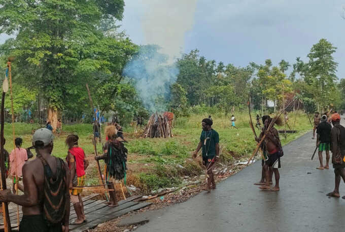 Konflik Kwamki Narama Telan Korban Lagi Dan Kian Memanas