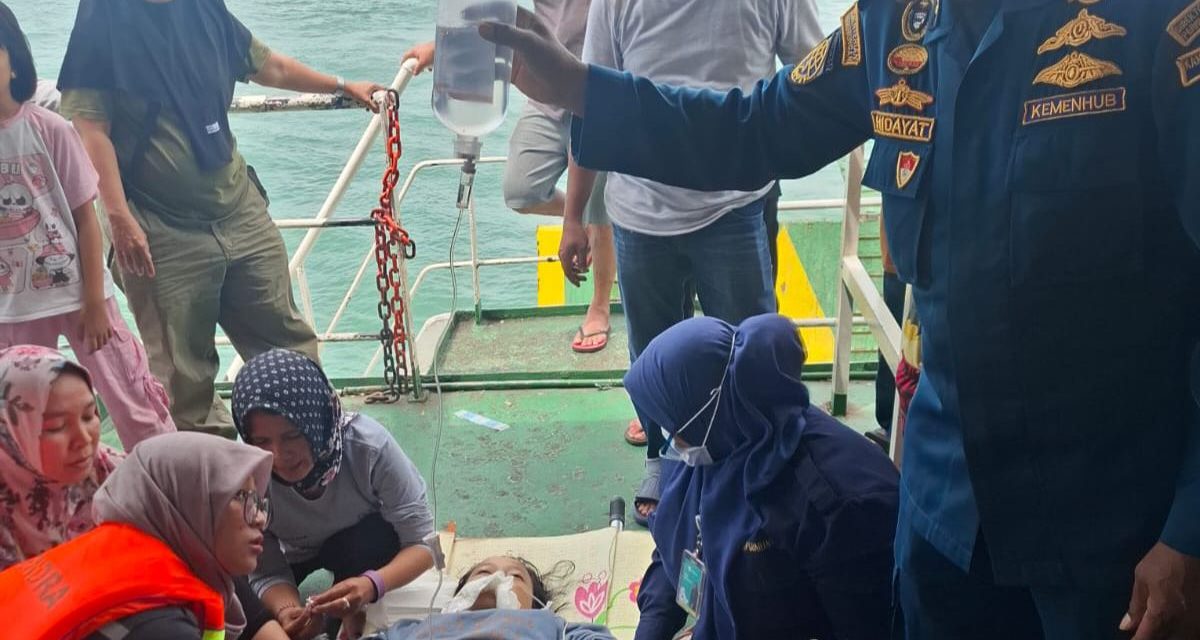 Seorang Wanita Meninggal Di KMP Lome Usai Melahirkan Bayi