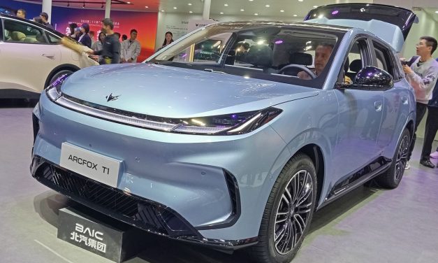 BAIC Siap Gebrak Pasar EV Indonesia Lewat Arcfox T1!