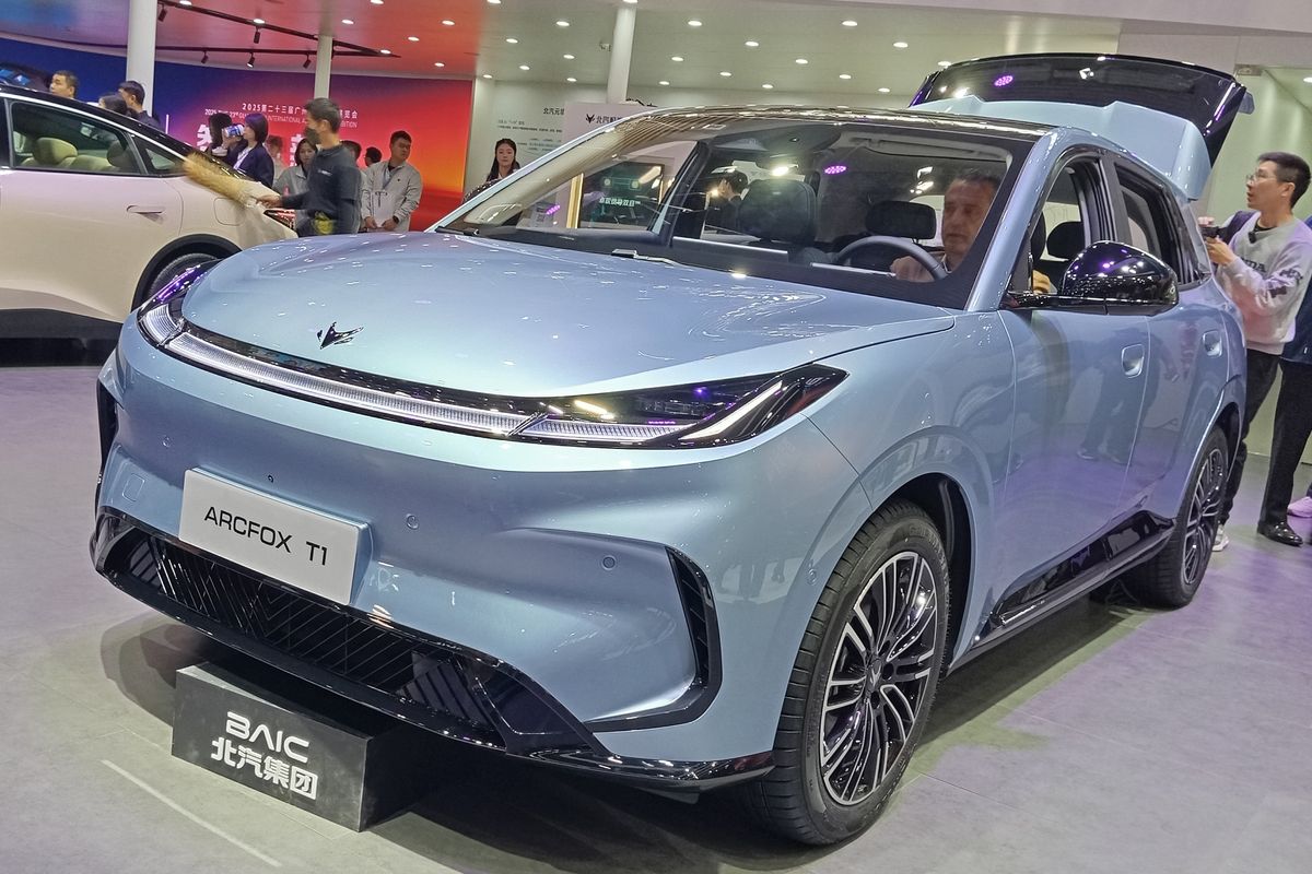 BAIC Siap Gebrak Pasar EV Indonesia Lewat Arcfox T1!