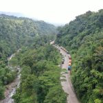 3 Trik Aman Libas Jalan Rusak Pakai Mobil Matic