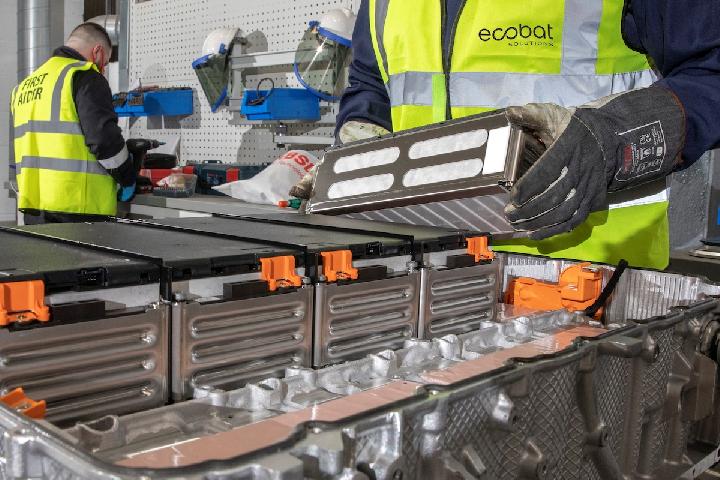 Darurat Limbah Baterai: Siapa Yang Tanggung Jawab?