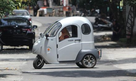 Gak Cuma Bajaj! Ini 3 Kendaraan Paling Unik Di Indonesia