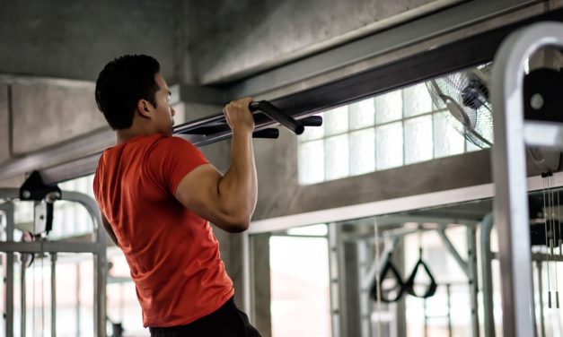 Mau Otot Kekar? Coba Rutin Lakukan Pull Up Setiap Hari