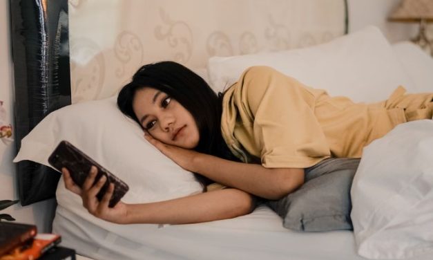 3 Cara Santai Buat Buang Kebiasaan Buruk Kamu